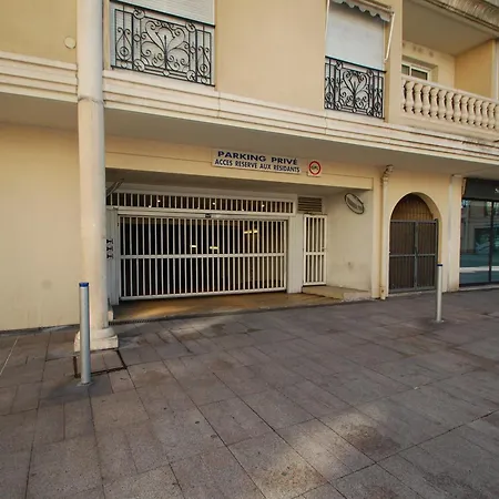 Coquet 2p Avec 2 Balcons, Clim, Parking Et Wi-fi Gratuit, En Plein Centre De - Fr-1-196-157 * 芒通