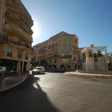 Apartamento Coquet 2p Avec 2 Balcons, Clim, Parking Et Wi-fi Gratuit, En Plein Centre De - Fr-1-196-157 Menton