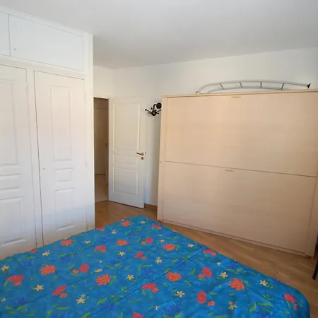 Coquet 2p Avec 2 Balcons, Clim, Parking Et Wi-fi Gratuit, En Plein Centre De - Fr-1-196-157 *