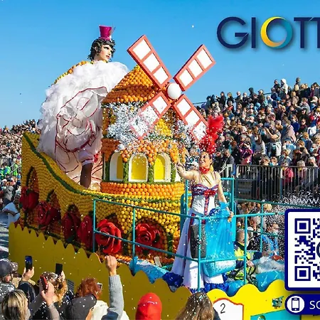 Coquet 2p Avec 2 Balcons, Clim, Parking Et Wi-fi Gratuit, En Plein Centre De - Fr-1-196-157 *
